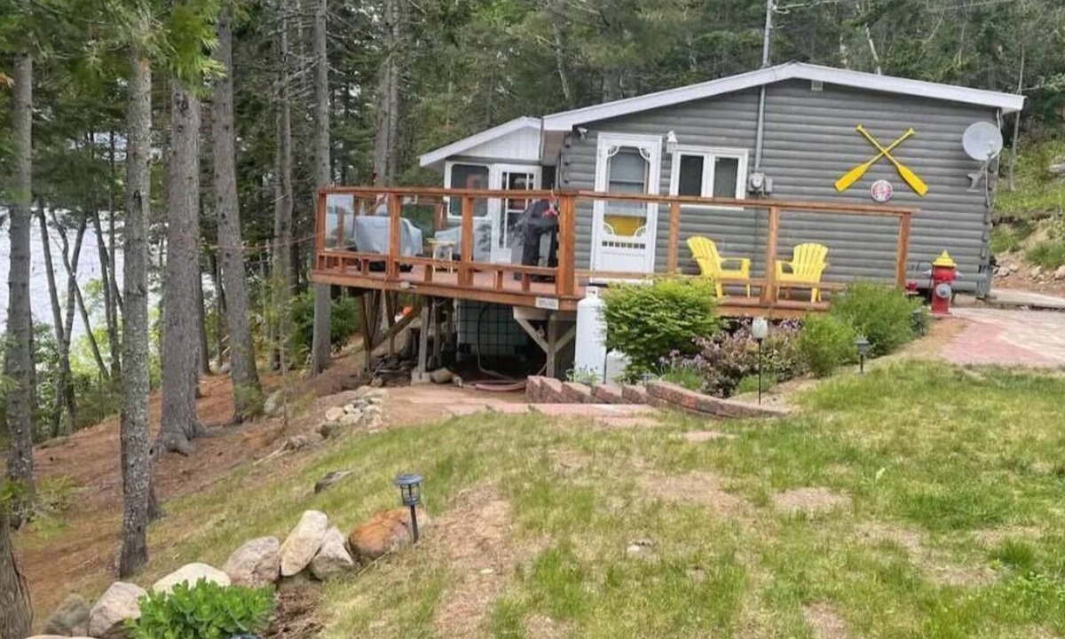 Hardings Point Cottage | Sunset Bend Waterfront cottage