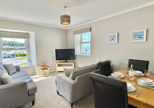 Llanddulas House | Sunset Cottage