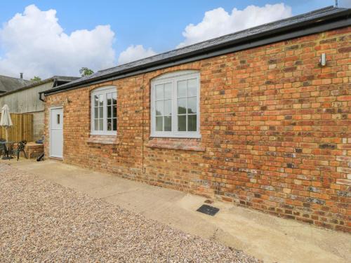 Towcester House | Sunset Cottage