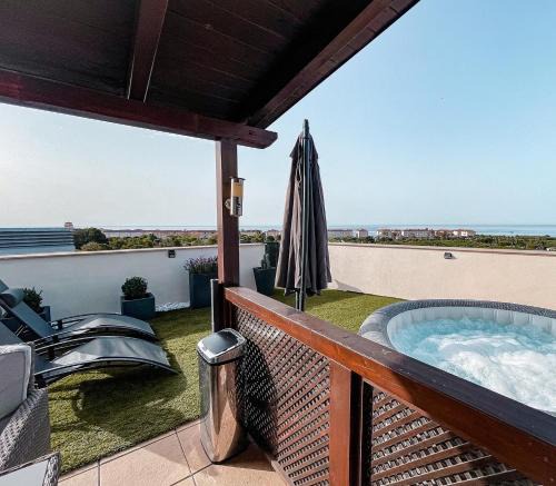 El Vendrell Apartment | Sunset Deluxe con jacuzzi, piscina y barbacoa