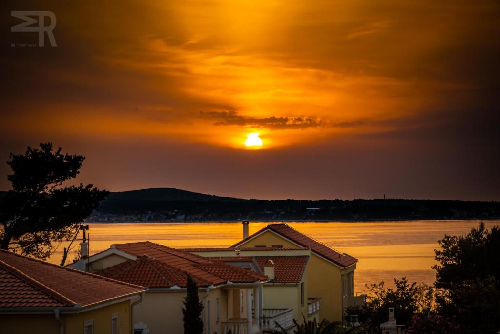 Vir Apartment | Sunset Elite Apartment