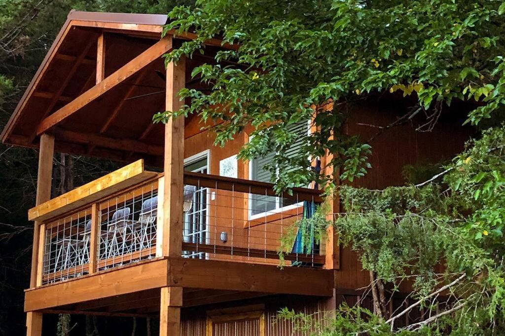 Fayetteville House | Sunset Hillside Cabin D on Horse Farm w Hiking