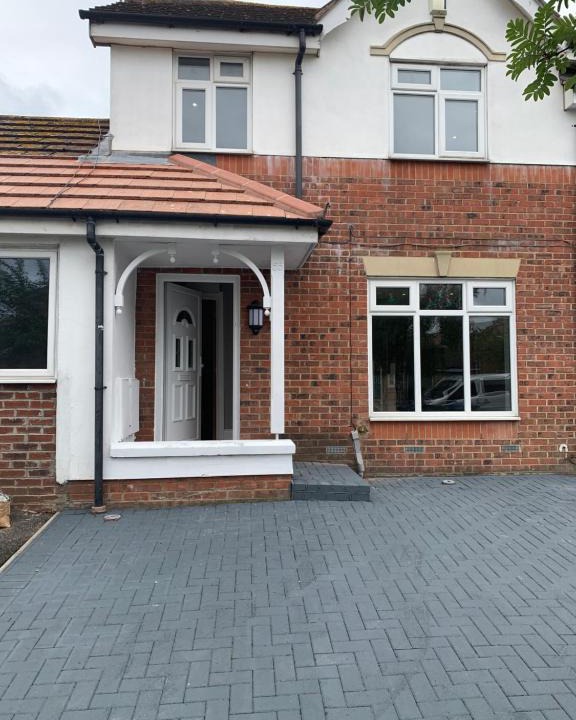 Thamesmead Apartment | Sunset Homes