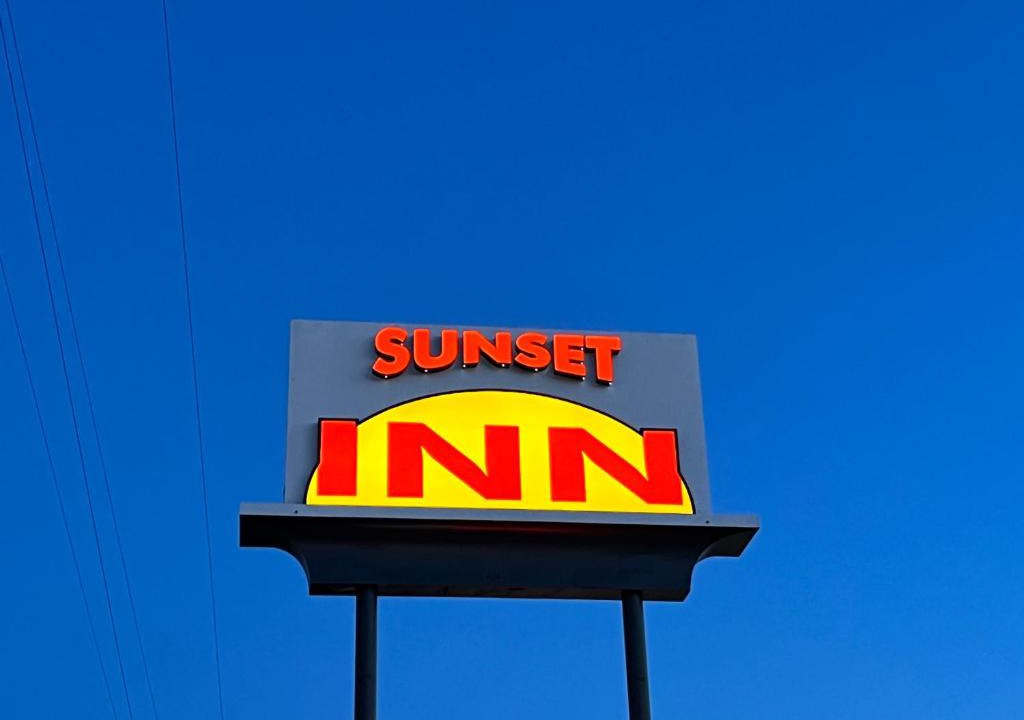 Grants Pass Hotel | Sunset Inn