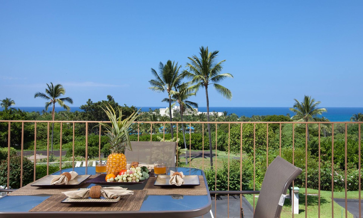 Keauhou Condo | Sunset Oasis in Paradise
