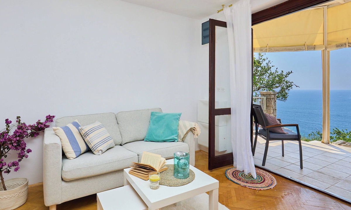 Lozica Apartment | Sunset Oasis - One Bedroom Apartment, Sleeps 2