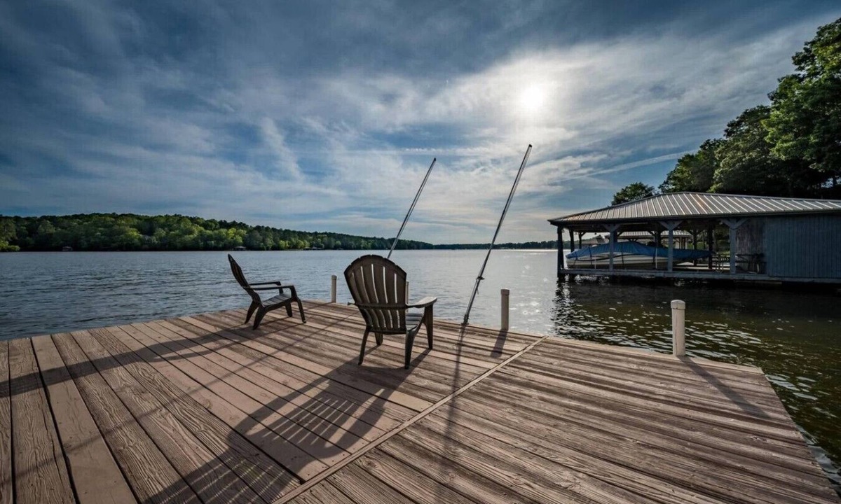 Eatonton House | Sunset Oasis Sinclair: Waterfront, Dock & Fire Pit