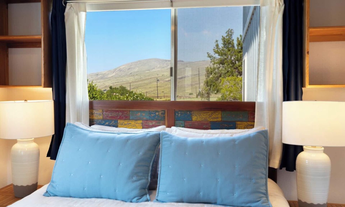 Kamuela House | Sunset Orchard Affordable Mid-Term Rental