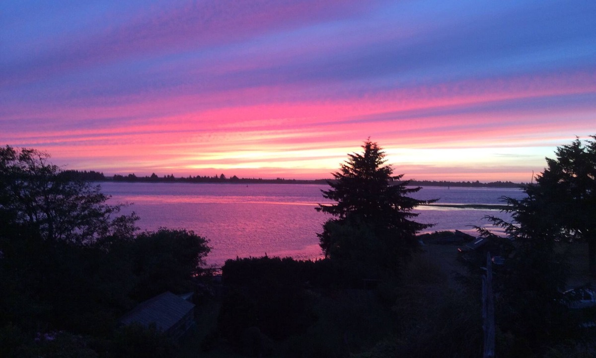 Barview House | Sunset Point - Coos Bay, OR