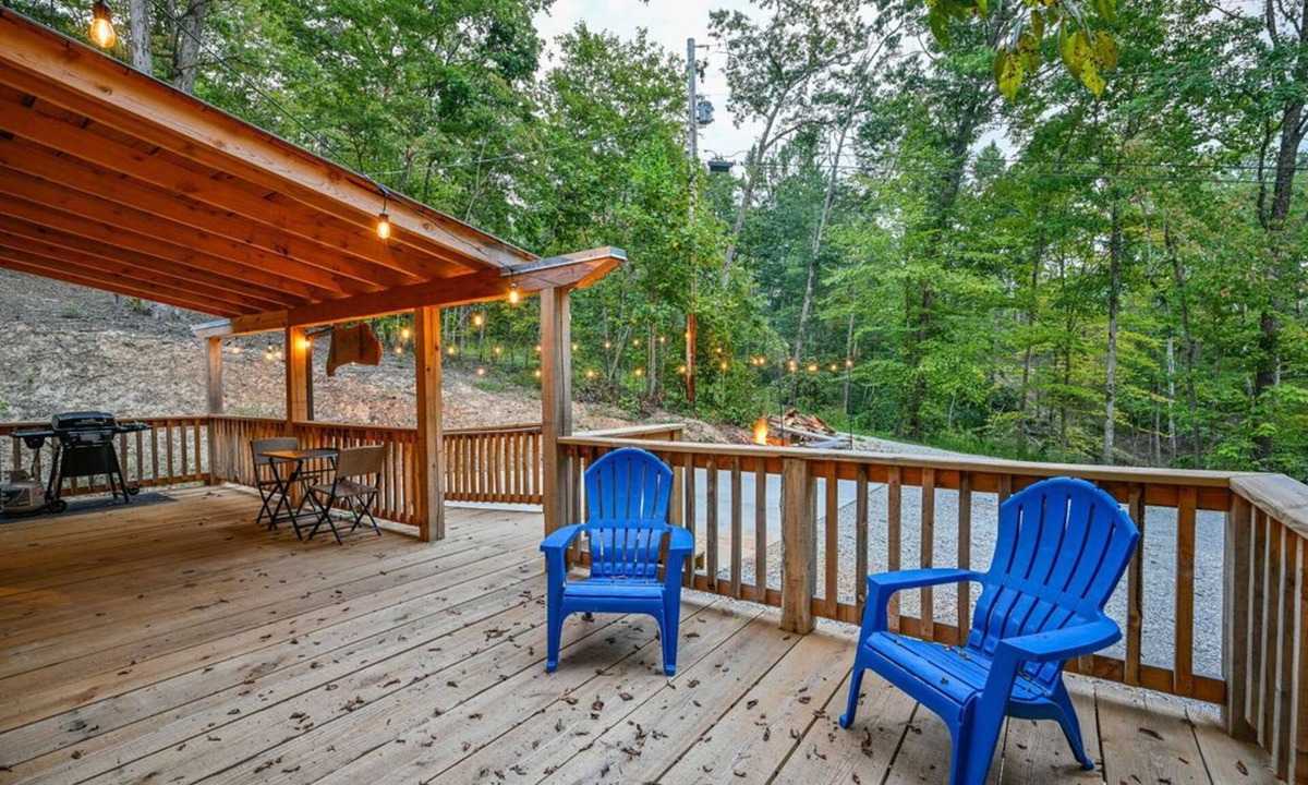 Irvine Cabin | Sunset Ridge Cabin – Hilltop Sunset Views Near Red River Gorge