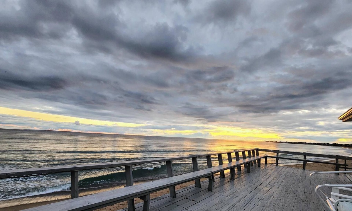 Jerusalem House | Sunset Sanctuary - Beachfront Vacation Home