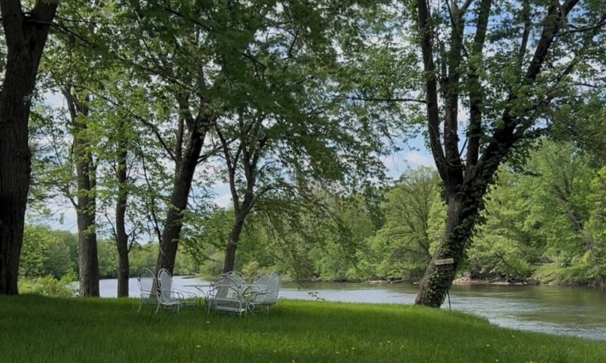 Grant Apartment | Sunset Shores - Private Riverfront Retreat