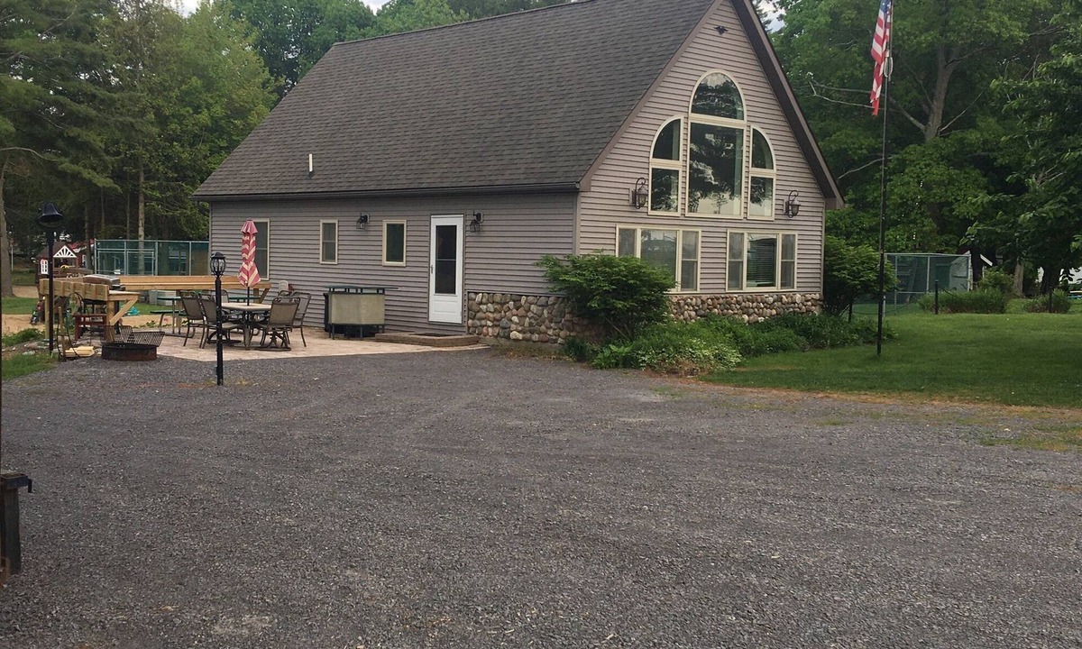 Pulaski House | Sunset Vacation Rentals