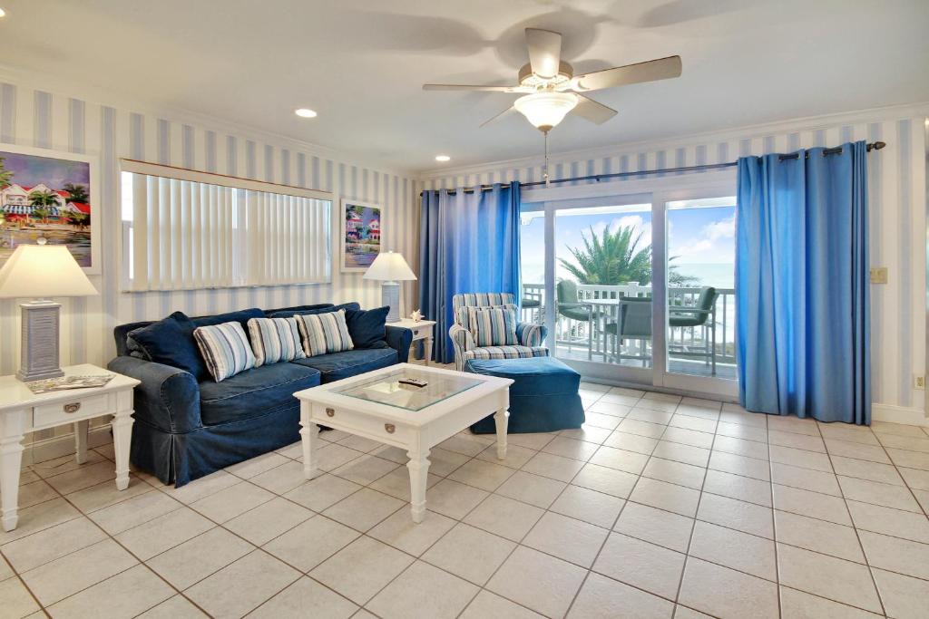 Sunset Reef Apartment | Sunset Villas Unit #3 Condo