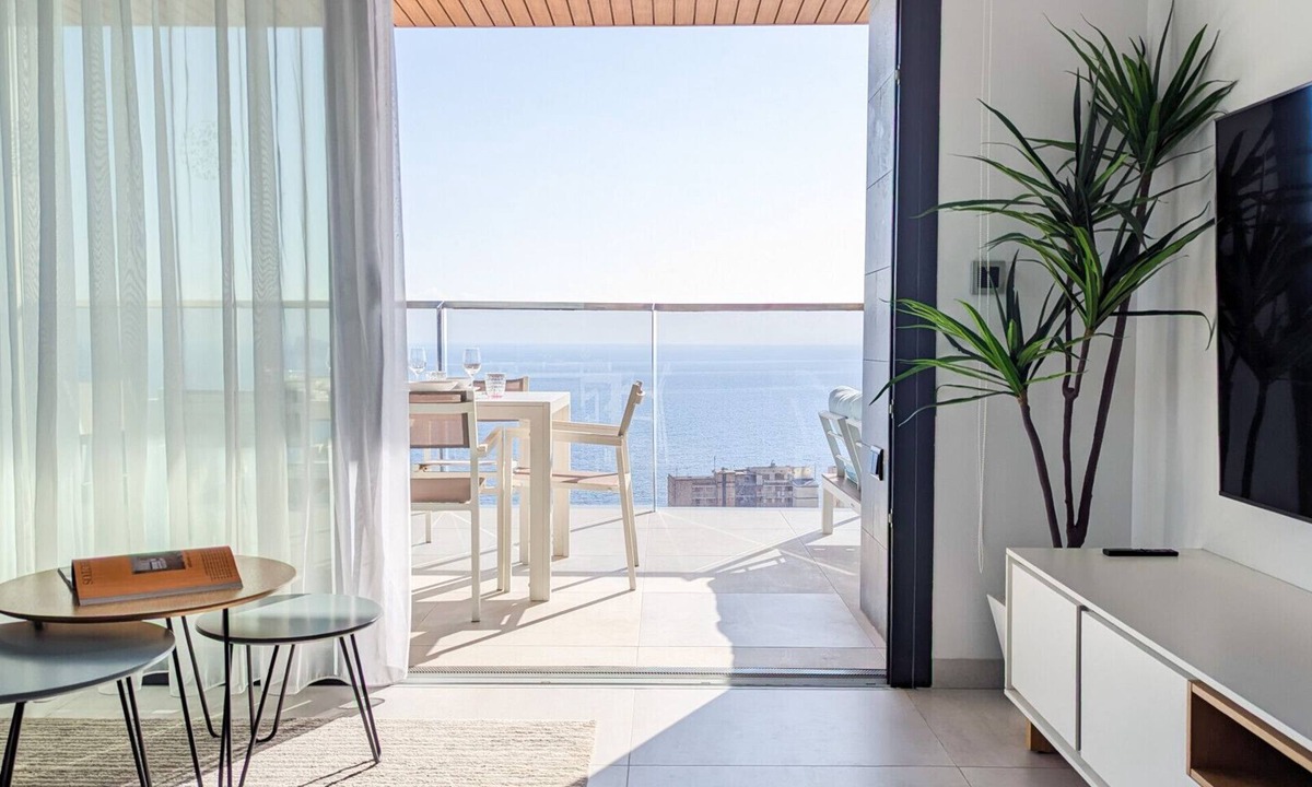 Cala Apartment | SUNSET WAVES retreat apartment