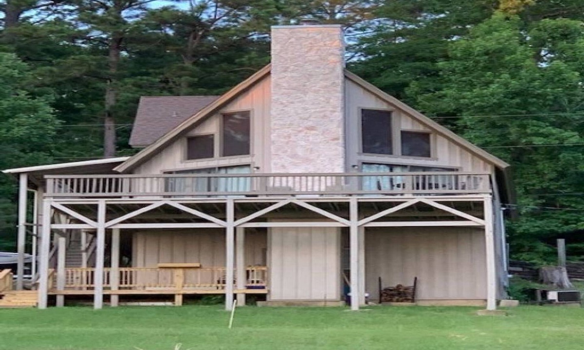 Etoile House | Sunsets and Solitude - Waterfront Home with the Million Dollar View!