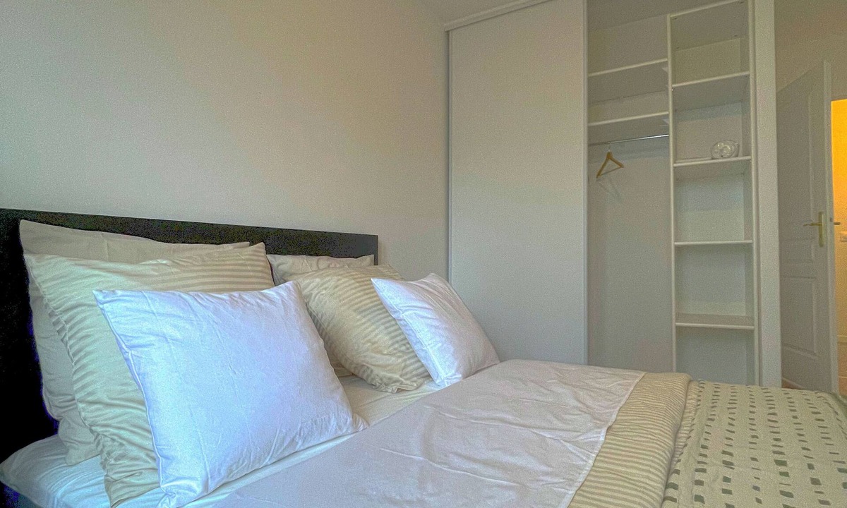 Arcueil Apartment | Sunshine 5 minutes from the metro