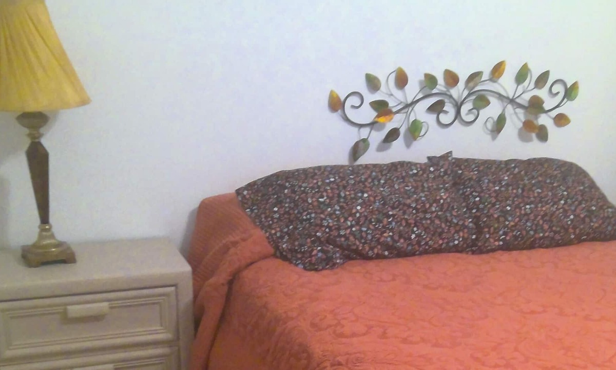 Lake Worth Corridor Apartment | Sunshine Apt. @ Pairadice Palms