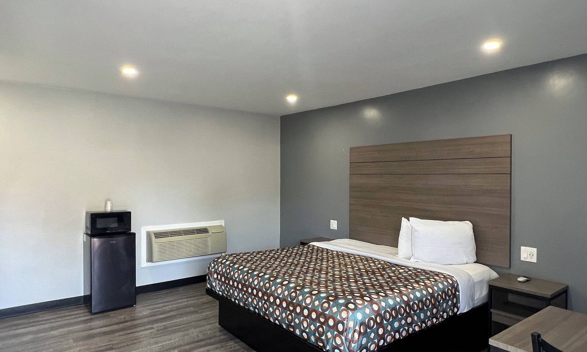 Bixby Knolls Hotel | Sunshine Motel