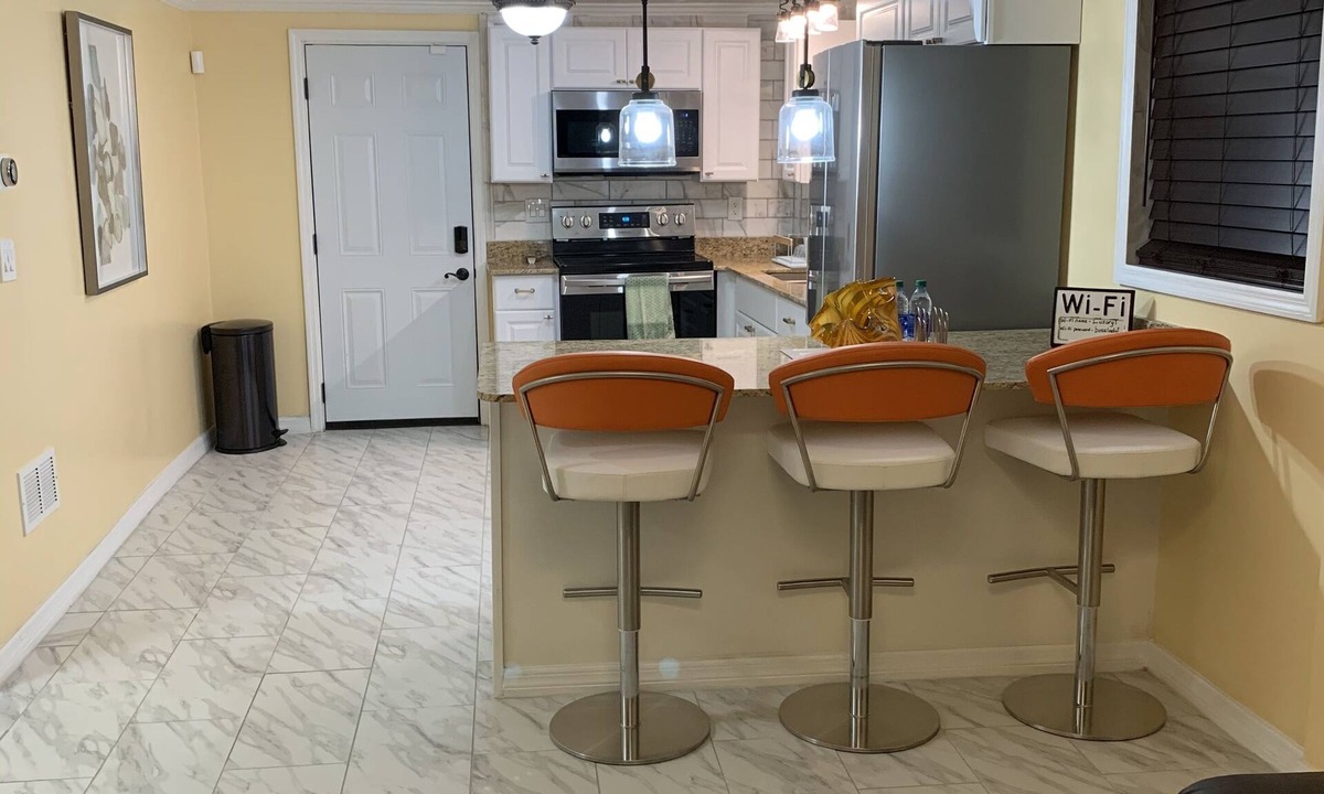 Northside House | Sunshine Villa One