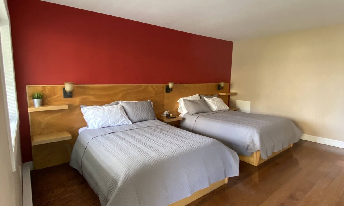 Tannersville Hotel | SunView Motel