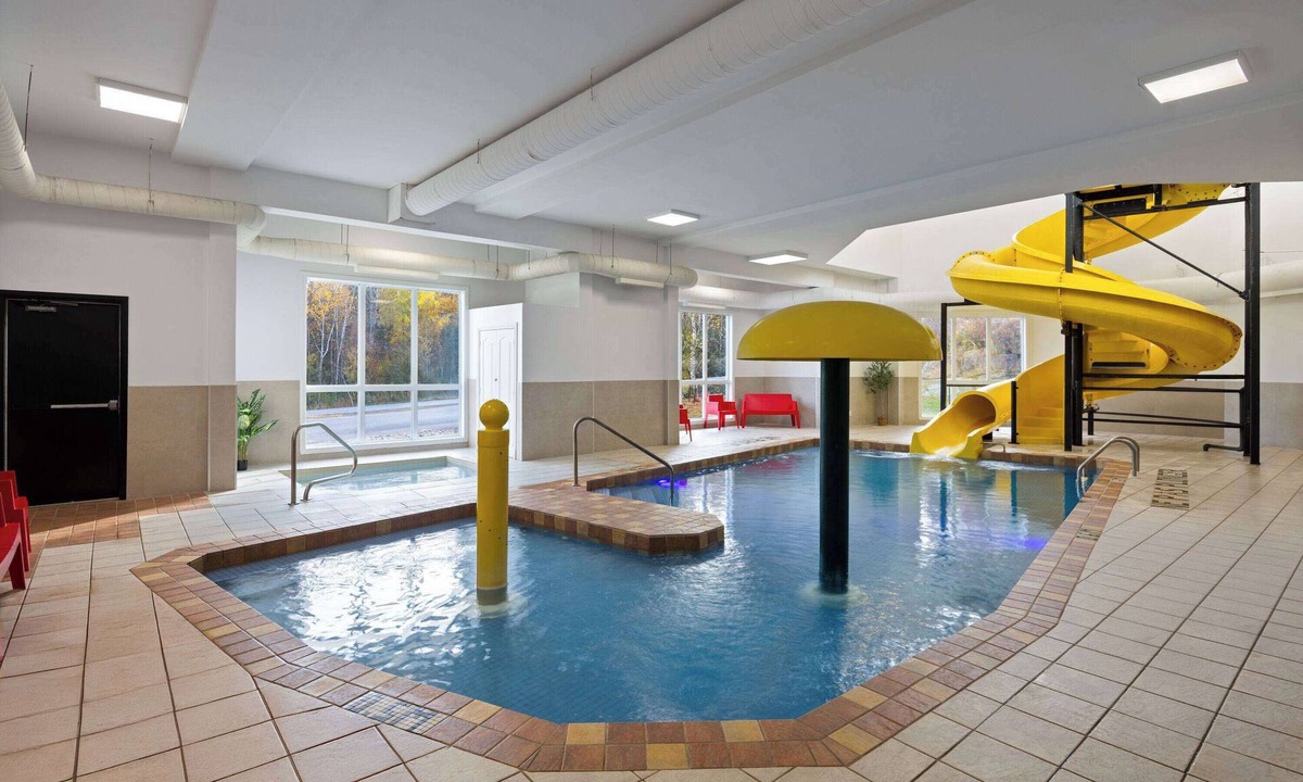 Sainte-Agathe-des-Monts Hotel | Super 8 by Wyndham Sainte Agathe Des Monts