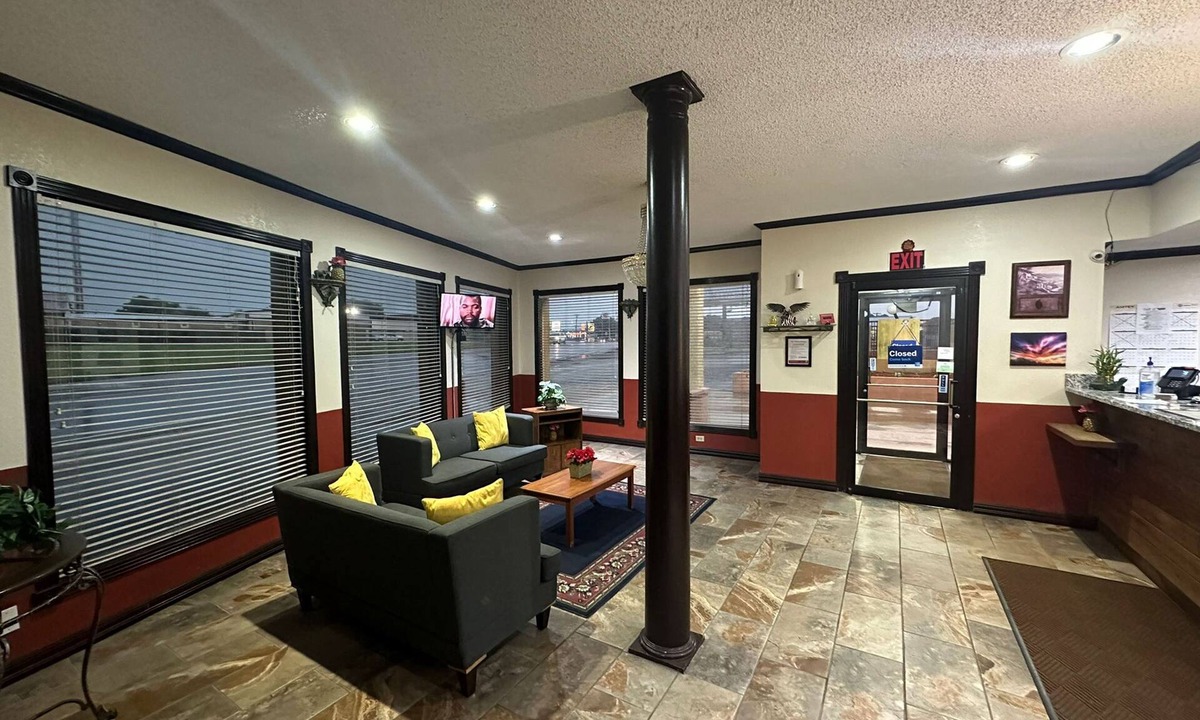Athens Hotel | Super 8 by Wyndham Athens TX