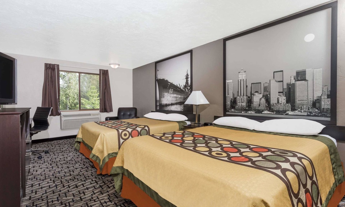 West Hills Hotel | Super 8 by Wyndham Bremerton