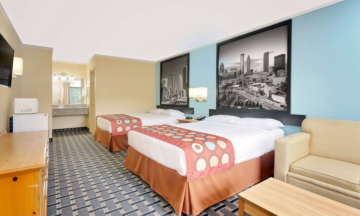 Cartersville Hotel | Super 8 by Wyndham Cartersville