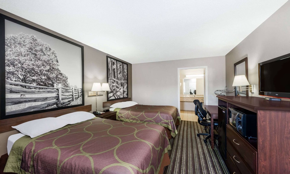 Ooltewah Hotel | Super 8 by Wyndham Chattanooga Ooltewah