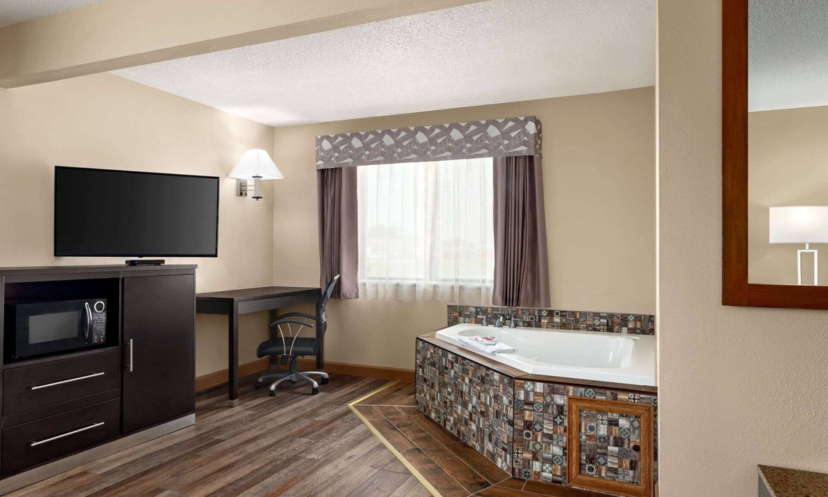 Chillicothe Hotel | Super 8 by Wyndham Chillicothe