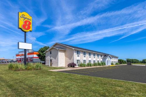 El Dorado Hotel | Super 8 by Wyndham El Dorado