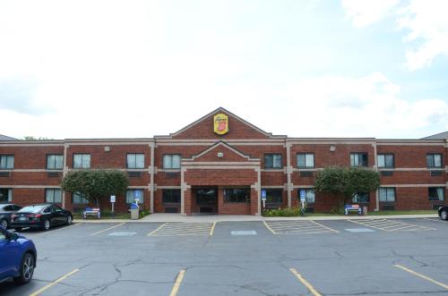 Elgin Hotel | Super 8 by Wyndham Elgin