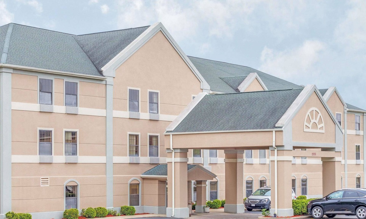 Freeport Hotel | Super 8 by Wyndham Freeport