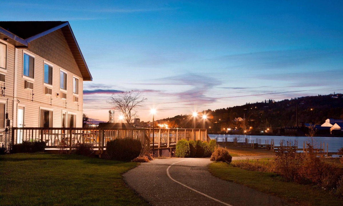 Houghton Hotel | Super 8 by Wyndham Houghton