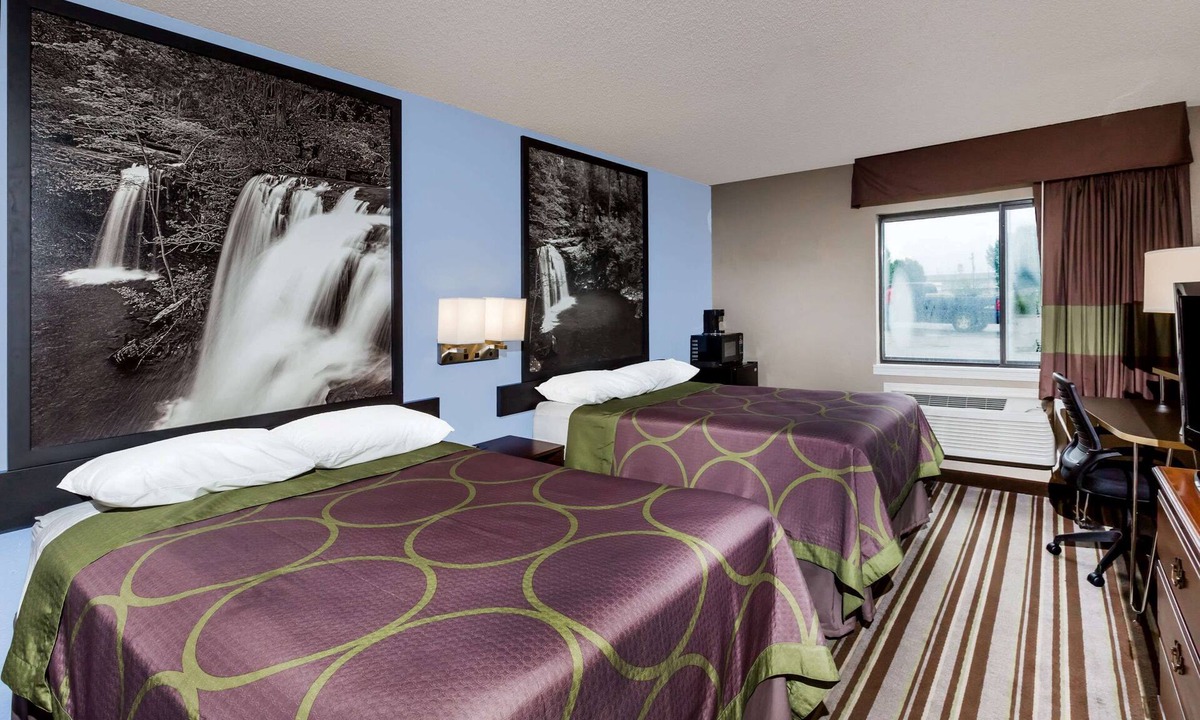 Jonesboro Hotel | Super 8 by Wyndham Jonesboro