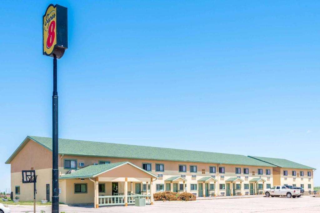 Kimball Hotel | Super 8 by Wyndham Kimball