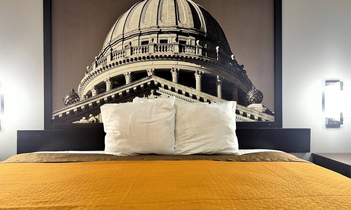 Kosciusko Hotel | Super 8 by Wyndham Kosciusko