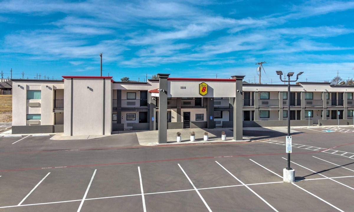 Lubbock Hotel | Super 8 BY Wyndham Lubbock Airport