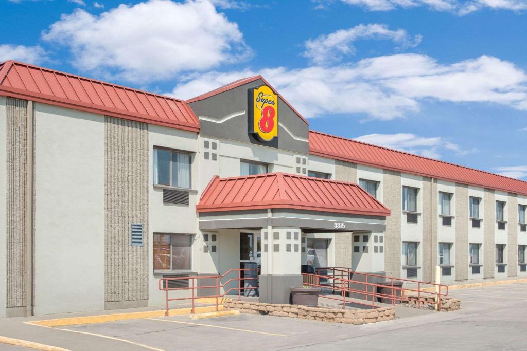 Marshalltown Hotel | Super 8 by Wyndham Marshalltown