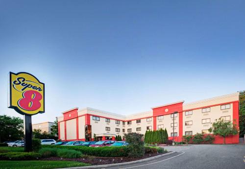 Mahwah Hotel | Super 8 by Wyndham Mahwah
