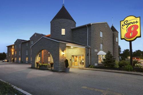 North Bay Hotel | Super 8 by Wyndham North Bay