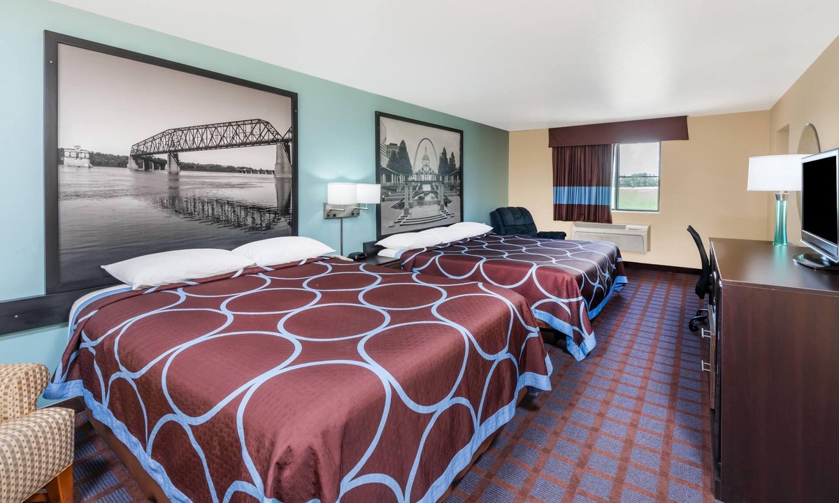 Okawville Hotel | Super 8 by Wyndham Okawville