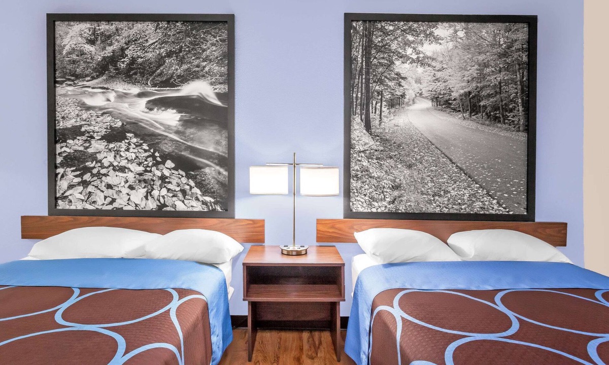 Oneonta Hotel | Super 8 by Wyndham Oneonta/Cooperstown