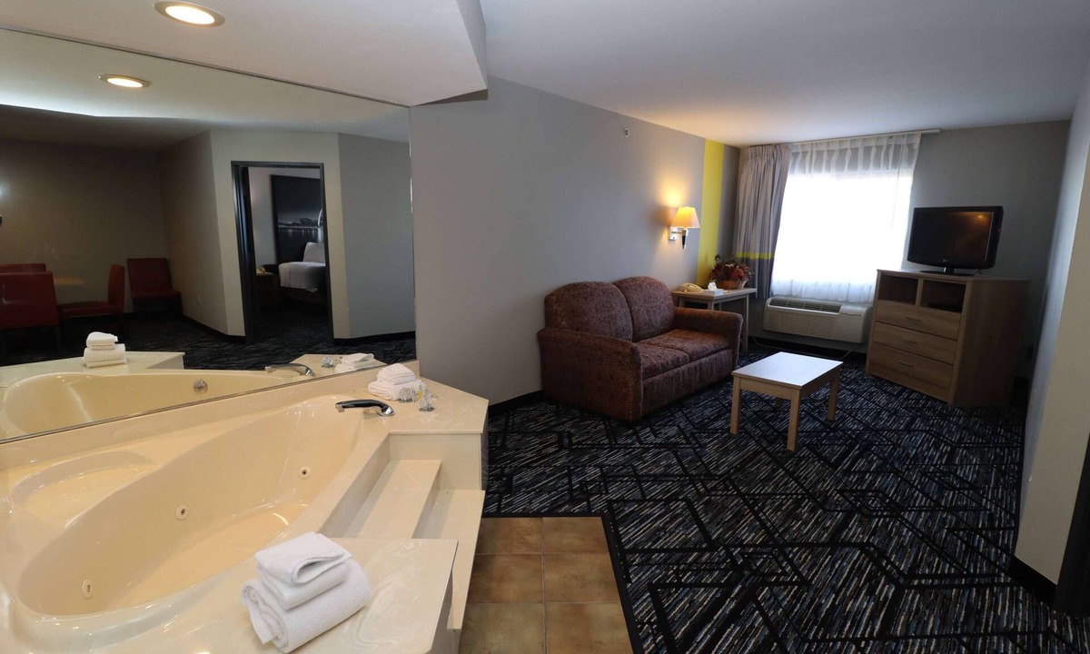 Perryville Hotel | Super 8 by Wyndham Perryville