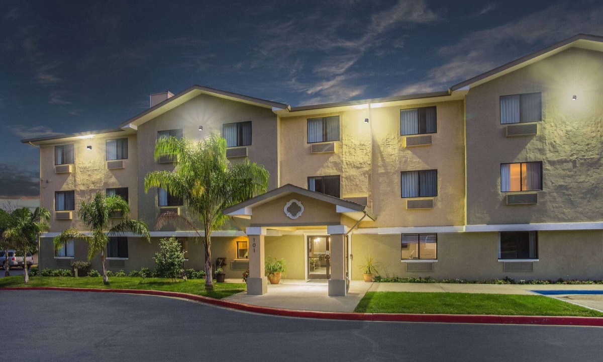 Nut Tree Hotel | Super 8 by Wyndham Vacaville