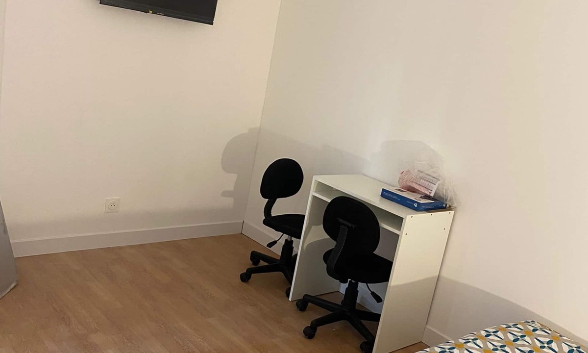 Les Epinettes Apartment | Super coloc 5 Ch