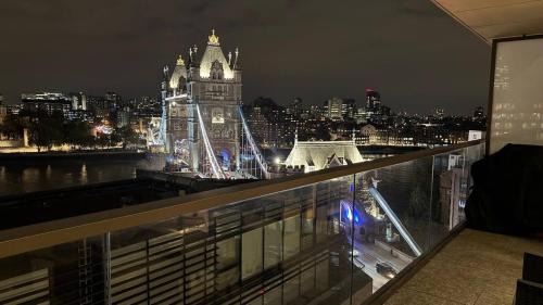 Riverside Apartment | Super Large Nice Direct Views Tower Bridge