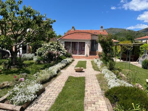 Digne-les-Bains Villa | Super maison 5 pièces avec jardin