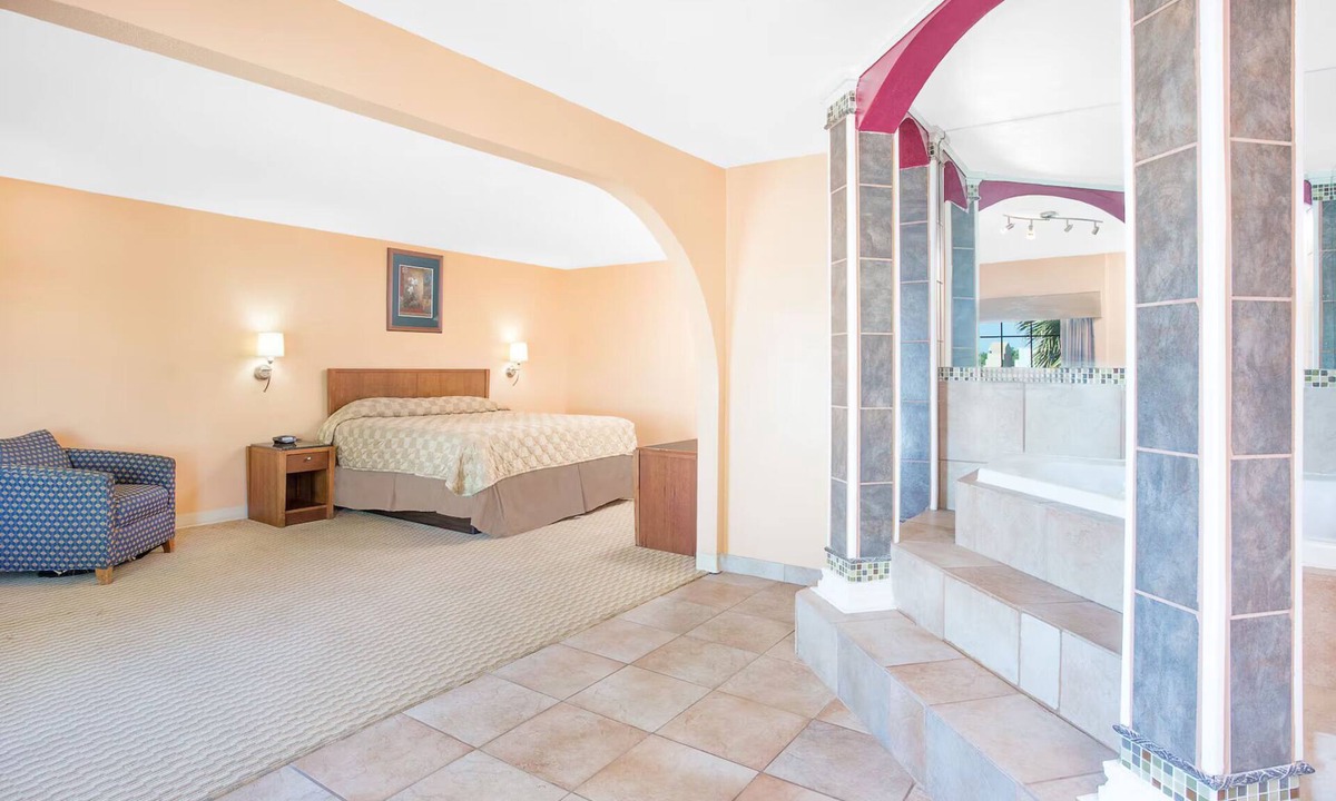 San Angelo Hotel | Super Motel